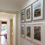 Bougainvillea Retreat, Espacioso Terraza & Parking * 에스테포나