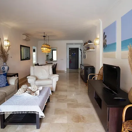 Apartment Bougainvillea Bay Estepona & Parking *