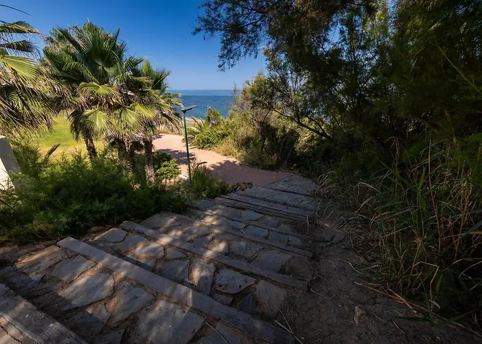 Apartament Bougainvillea Retreat, Espacioso Terraza & Parking