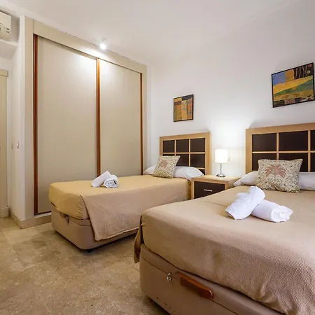 Bougainvillea Retreat, Espacioso Terraza & Parking