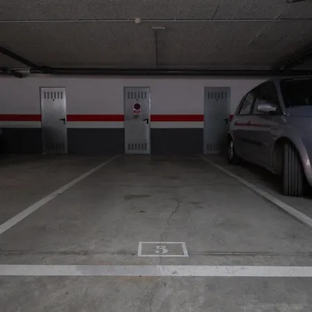 Apartment Bougainvillea Retreat, Espacioso Terraza & Parking